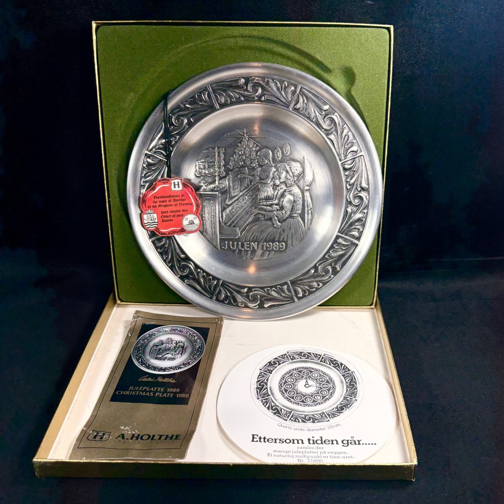 A. Holthe Norway Pewter Plate Julen 1989 Christmas Plate with Box‎ Collectible